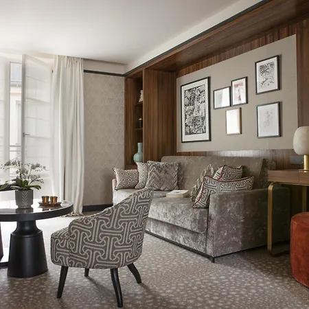 Esprit Saint Germain Париж