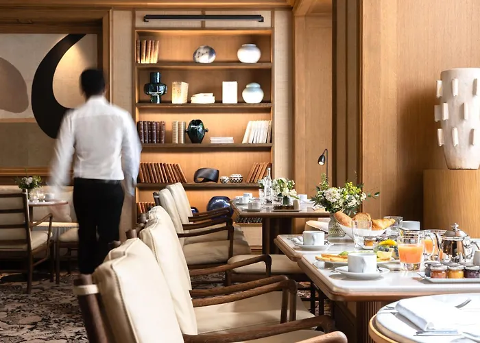 Esprit Saint Germain 5* Parijs